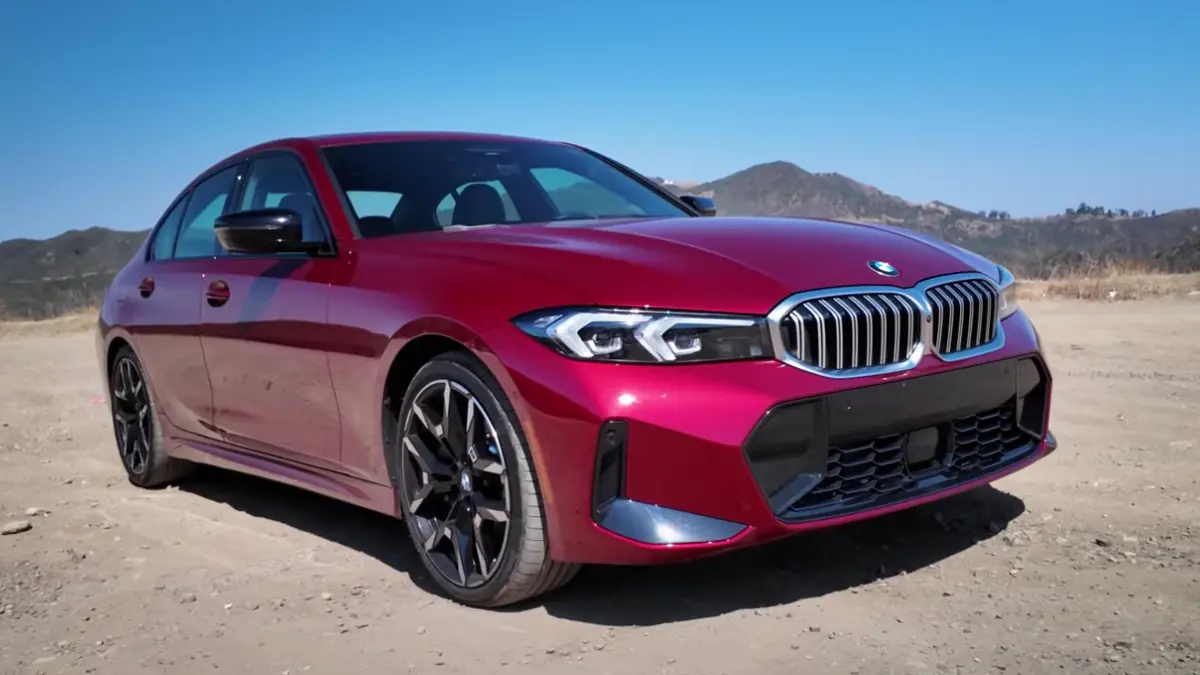 BMW 330i 2025 Review