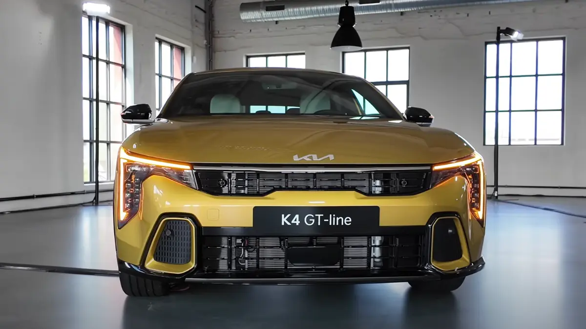 Kia K4 Debuts in Europe